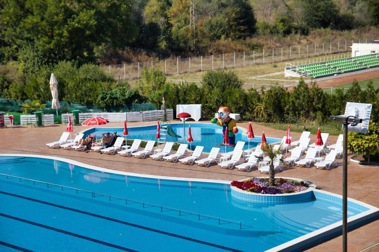 Balneo And Spa Complex Mineral Yagoda Exterior foto